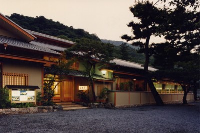 Mitsuwaya Staff Yuks's Recommendation Kyoto One Day Trip 
