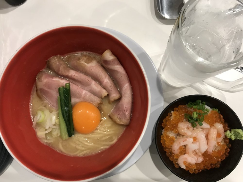 Mitsuwaya Staff Mako's Recommendation Osaka ramen restaurant "IKR51"