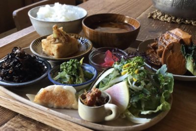 Mitsuwaya Staff YUZU's Recommendation local spot "Mugiwarasyokudou"