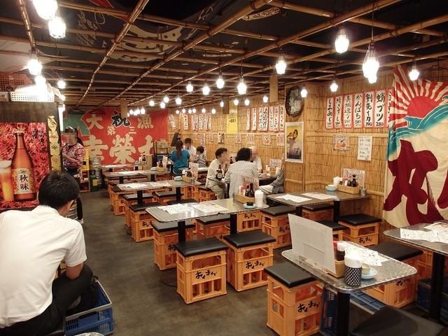 Mitsuwaya Staff Saki's Recommendation Local Spot "Okuman"