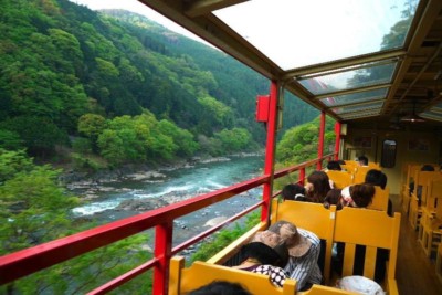 Mitsuwaya Staff Yuks's Recommendation Kyoto One Day Trip "Sagano Romantic Train"